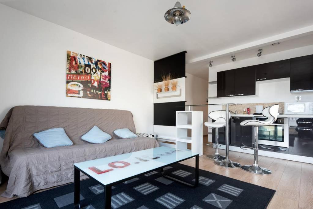 Maison *** Avec Cour 3Km Plage Et La Rochelle Saint-Vivien  Eksteriør bilde